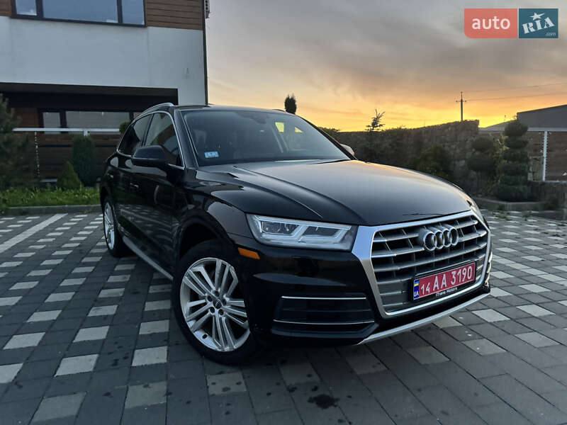 Внедорожник / Кроссовер Audi Q5 2018 в Стрые