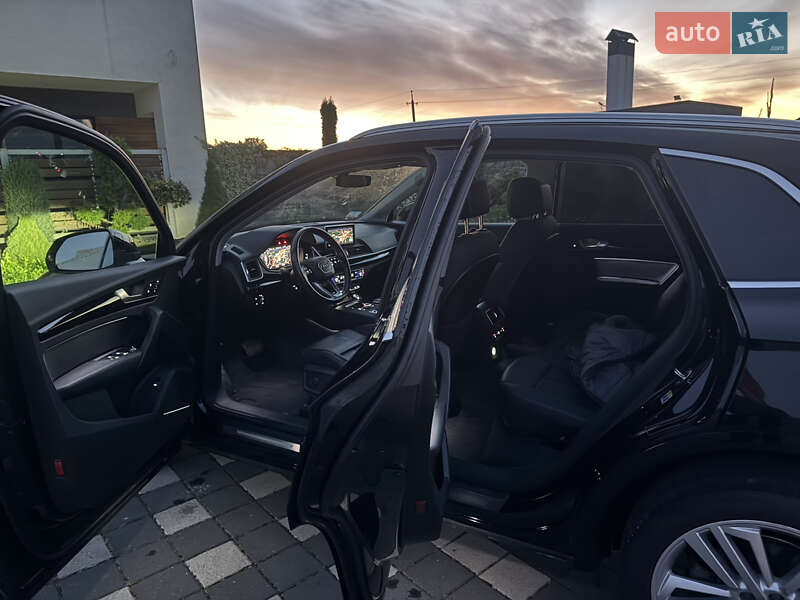 Внедорожник / Кроссовер Audi Q5 2018 в Стрые