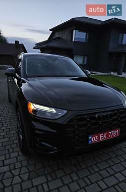 Внедорожник / Кроссовер Audi Q5 2021 в Луцке