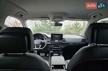Внедорожник / Кроссовер Audi Q5 2021 в 