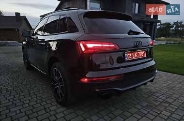 Внедорожник / Кроссовер Audi Q5 2021 в 