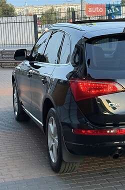 Внедорожник / Кроссовер Audi Q5 2011 в 