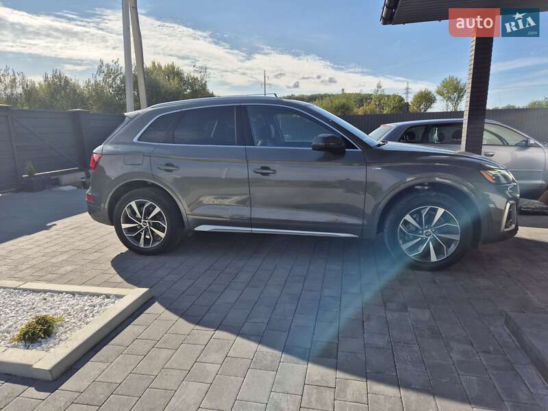 Внедорожник / Кроссовер Audi Q5 2022 в Дрогобыче