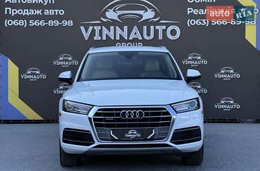 Внедорожник / Кроссовер Audi Q5 2018 в 
