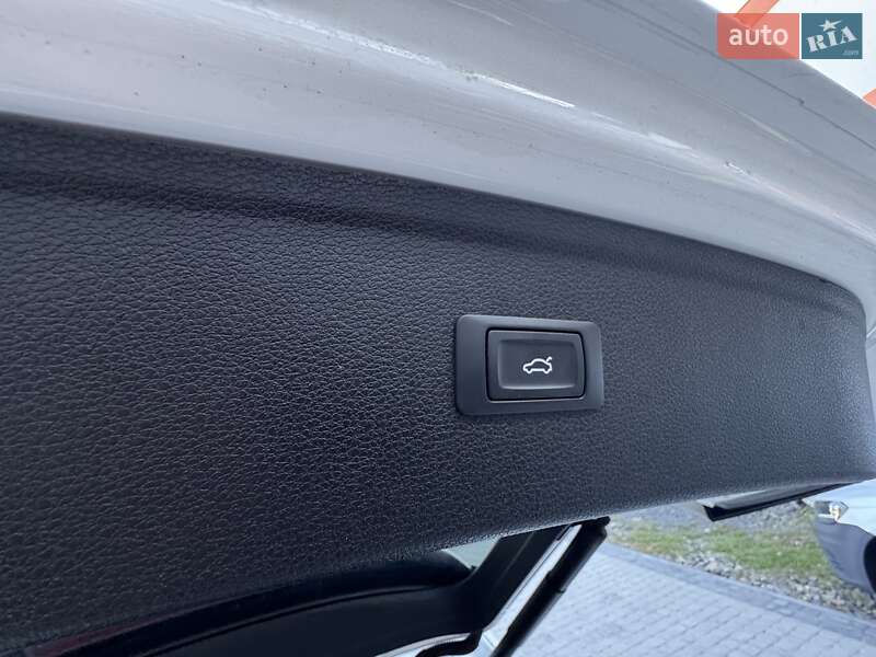 Позашляховик / Кросовер Audi Q5 2018 в Вінниці