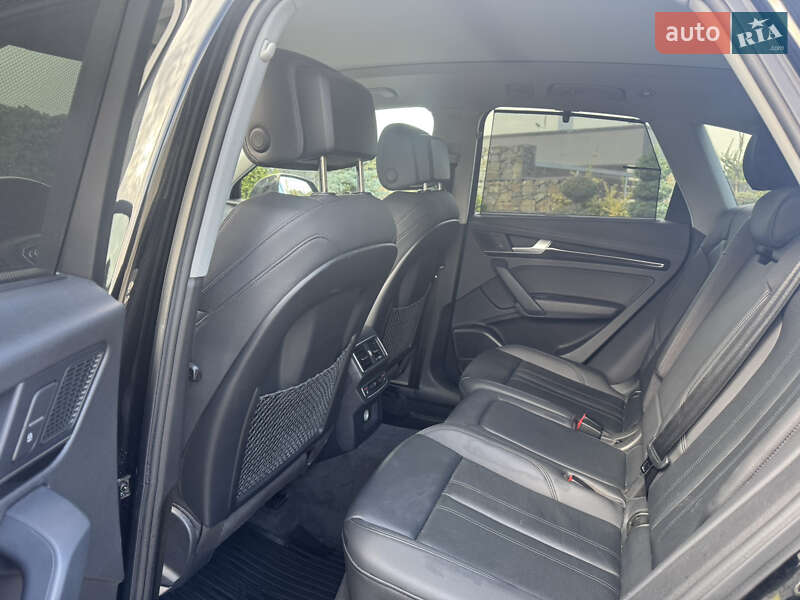 Внедорожник / Кроссовер Audi Q5 2018 в Стрые