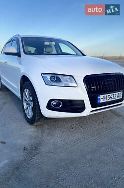 Внедорожник / Кроссовер Audi Q5 2016 в 