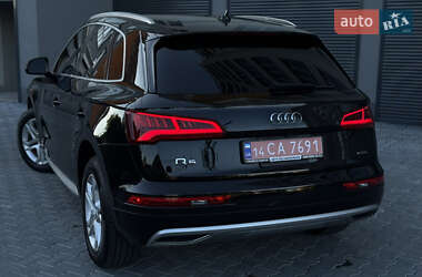 Внедорожник / Кроссовер Audi Q5 2019 в 