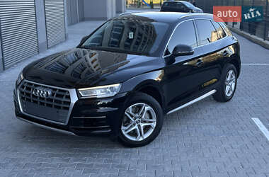 Внедорожник / Кроссовер Audi Q5 2019 в 
