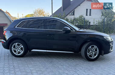 Внедорожник / Кроссовер Audi Q5 2019 в 