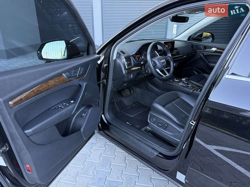 Внедорожник / Кроссовер Audi Q5 2019 в Хмельницком