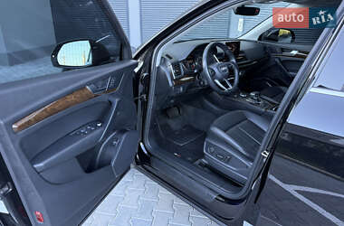Внедорожник / Кроссовер Audi Q5 2019 в 