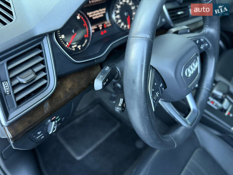 Внедорожник / Кроссовер Audi Q5 2019 в Хмельницком