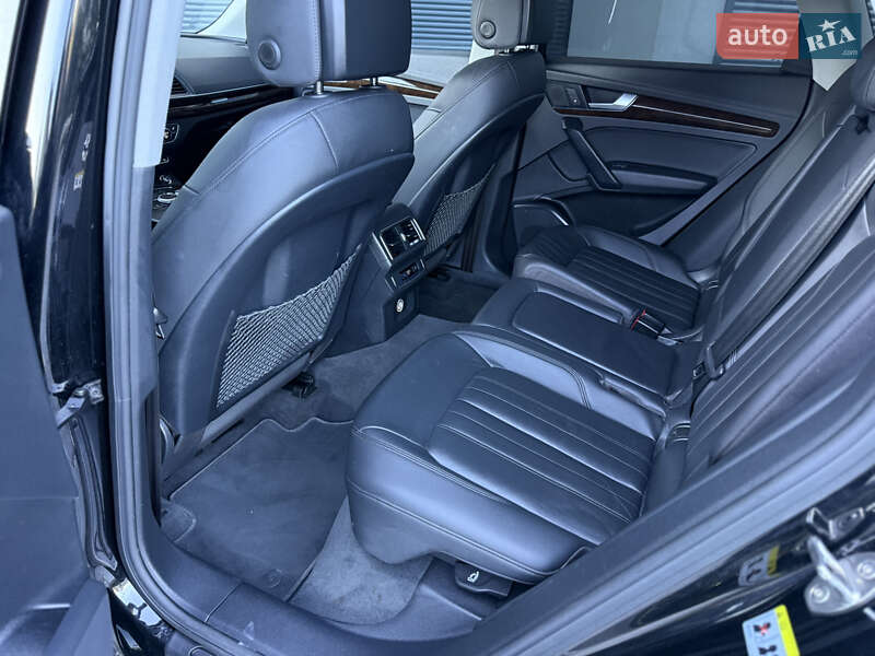 Внедорожник / Кроссовер Audi Q5 2019 в Хмельницком