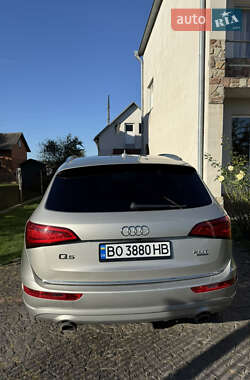 Внедорожник / Кроссовер Audi Q5 2016 в 