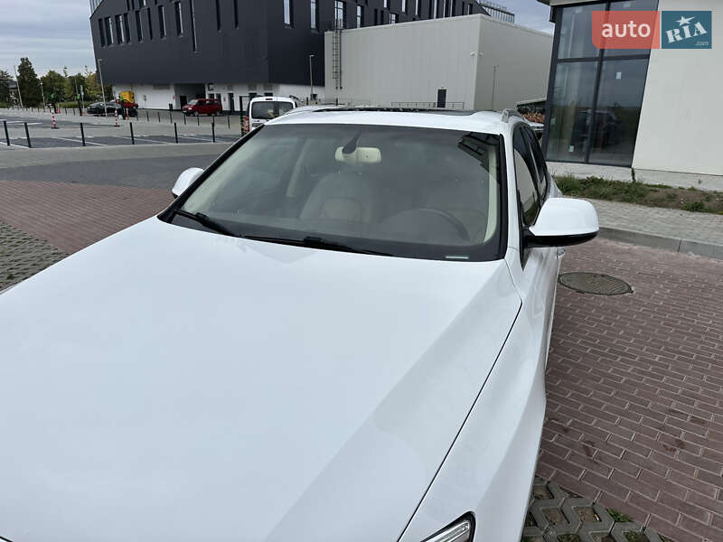 Внедорожник / Кроссовер Audi Q5 2015 в Ровно