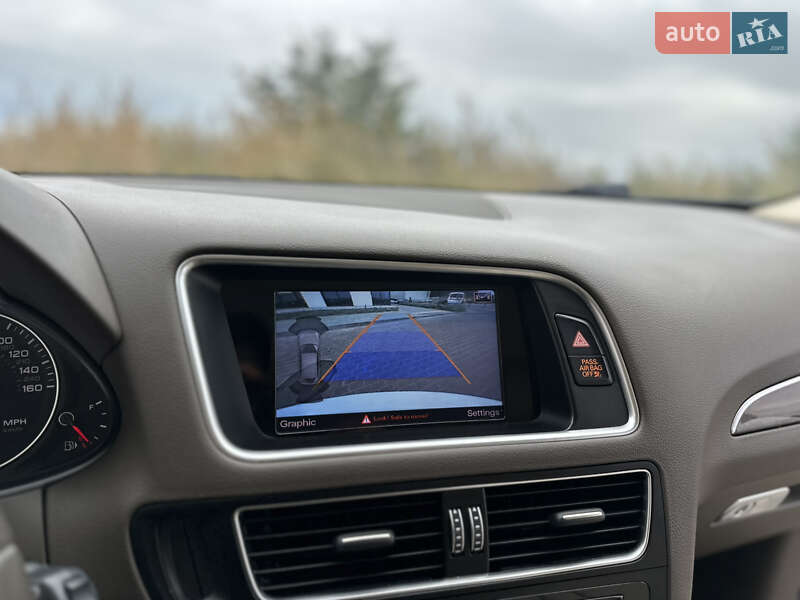 Внедорожник / Кроссовер Audi Q5 2015 в Ровно