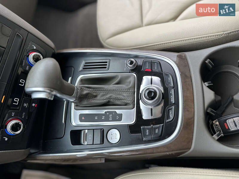 Внедорожник / Кроссовер Audi Q5 2015 в Ровно