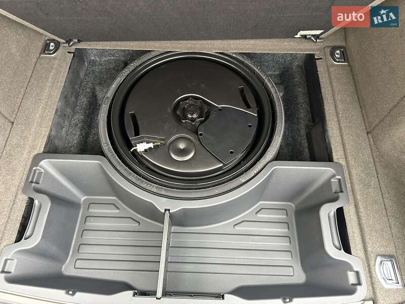 Внедорожник / Кроссовер Audi Q5 2015 в Ровно