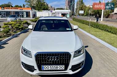Позашляховик / Кросовер Audi Q5 2016 в 