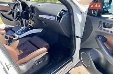 Позашляховик / Кросовер Audi Q5 2016 в 