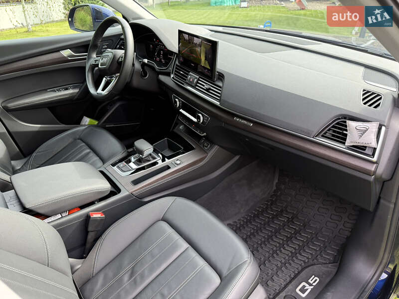 Позашляховик / Кросовер Audi Q5 2023 в Львові