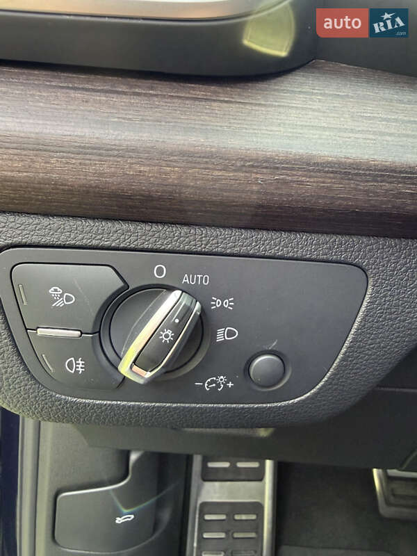 Позашляховик / Кросовер Audi Q5 2023 в Львові