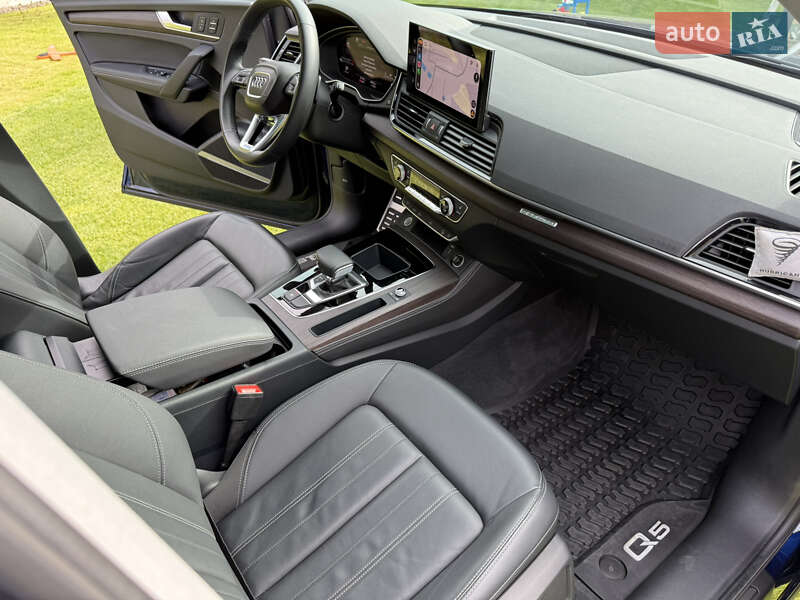 Позашляховик / Кросовер Audi Q5 2023 в Львові