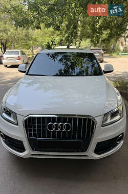 Внедорожник / Кроссовер Audi Q5 2014 в Кропивницком