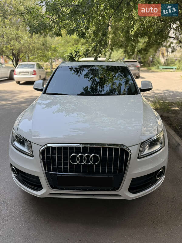 Позашляховик / Кросовер Audi Q5 2014 в Кропивницькому фото Позашляховик / Кросовер Audi Q5 2014 в Кропивницькому