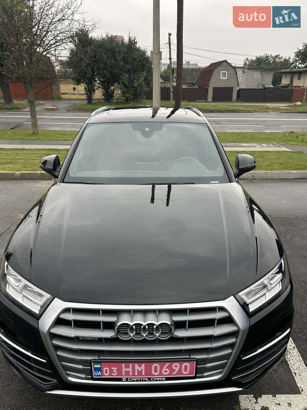Позашляховик / Кросовер Audi Q5 2017 в Києві