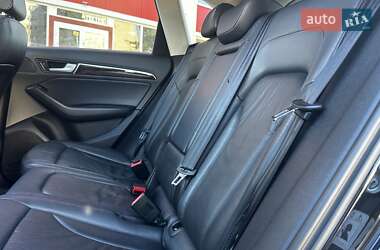 Внедорожник / Кроссовер Audi Q5 2012 в 