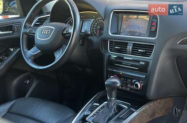Внедорожник / Кроссовер Audi Q5 2012 в 