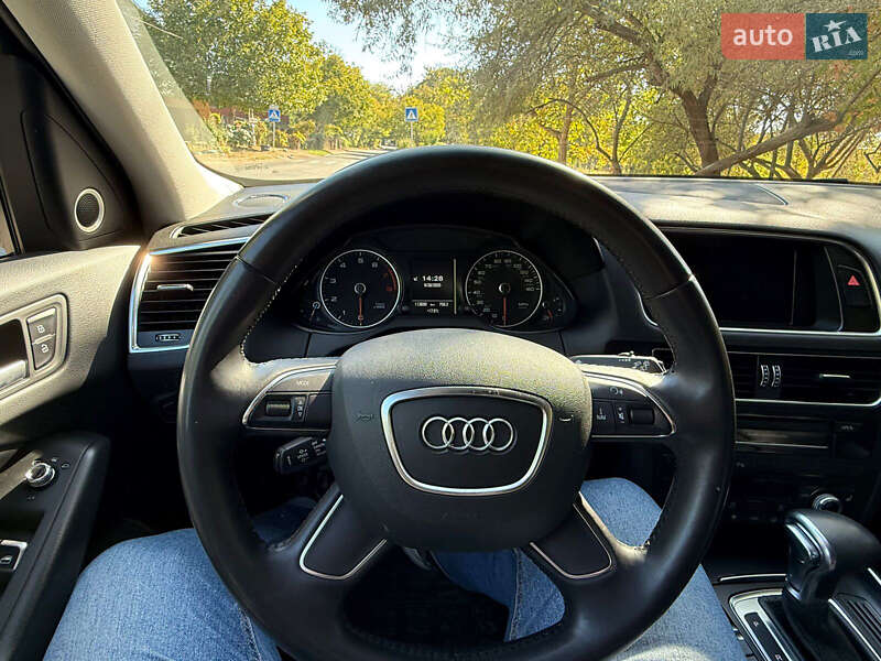 Позашляховик / Кросовер Audi Q5 2014 в Кривому Розі