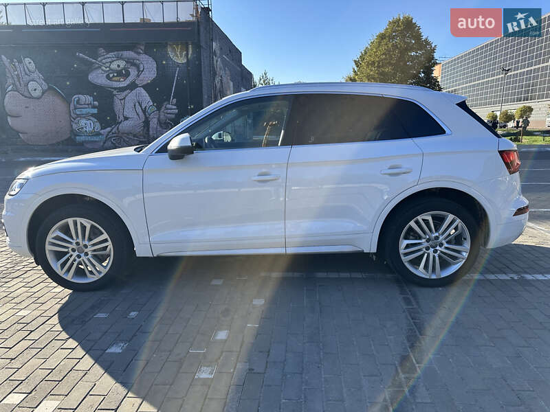 Внедорожник / Кроссовер Audi Q5 2018 в Луцке фото 6 Внедорожник / Кроссовер Audi Q5 2018 в Луцке