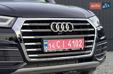 Внедорожник / Кроссовер Audi Q5 2017 в 