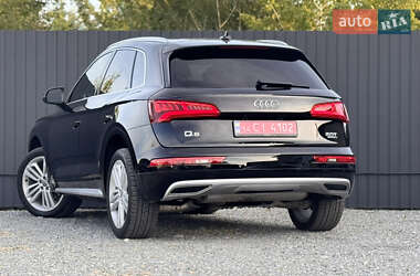 Внедорожник / Кроссовер Audi Q5 2017 в 