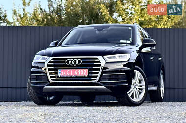 Внедорожник / Кроссовер Audi Q5 2017 в 