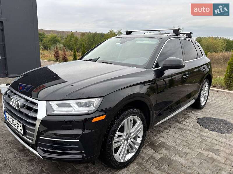 Позашляховик / Кросовер Audi Q5 2019 в  фото Позашляховик / Кросовер Audi Q5 2019 в