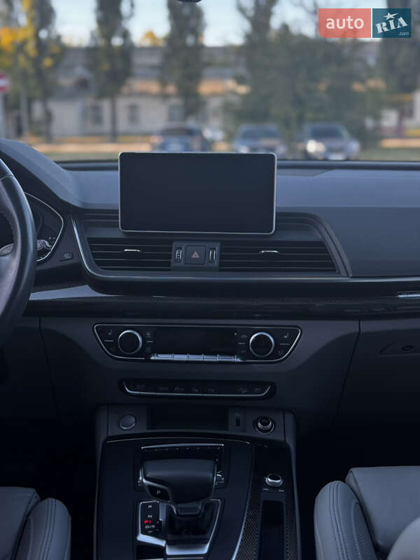 Внедорожник / Кроссовер Audi Q5 2019 в Киеве фото 17 Внедорожник / Кроссовер Audi Q5 2019 в Киеве