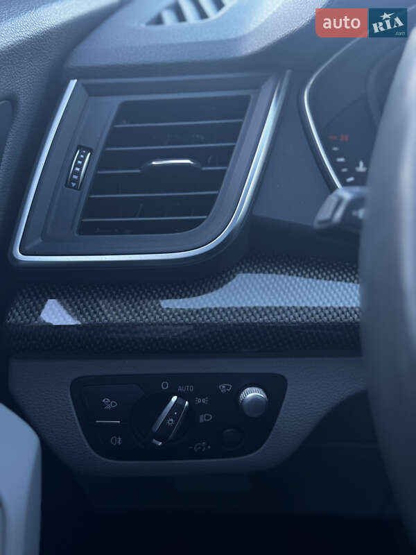 Внедорожник / Кроссовер Audi Q5 2019 в Киеве фото 28 Внедорожник / Кроссовер Audi Q5 2019 в Киеве