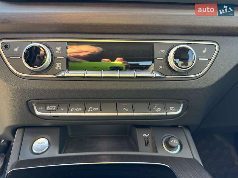 Внедорожник / Кроссовер Audi Q5 2022 в Одессе