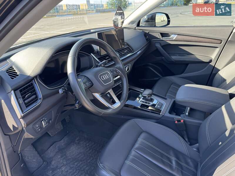 Внедорожник / Кроссовер Audi Q5 2022 в Одессе