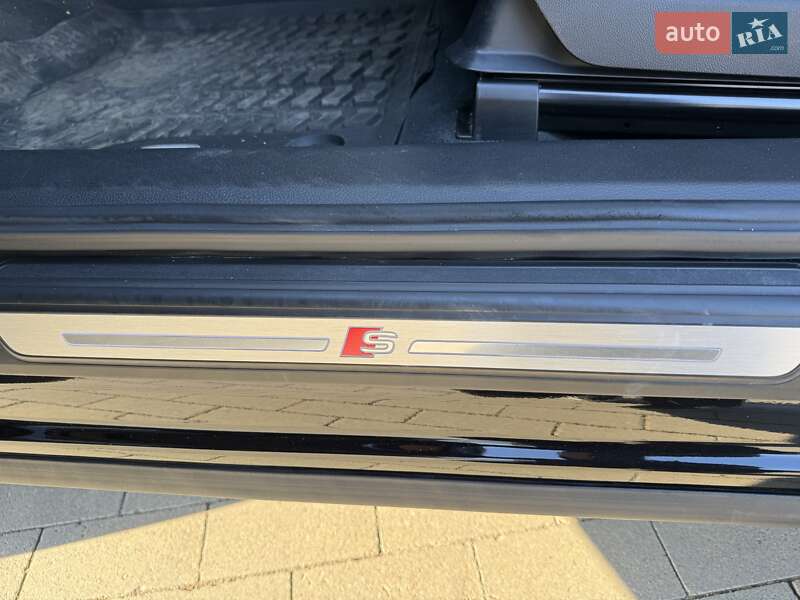 Внедорожник / Кроссовер Audi Q5 2022 в Одессе