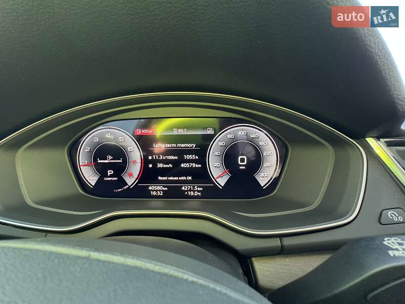 Внедорожник / Кроссовер Audi Q5 2022 в Одессе