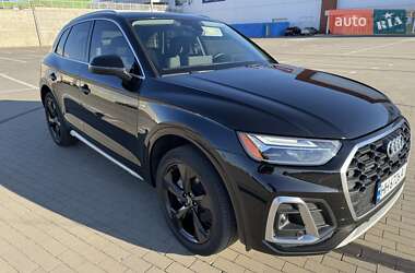 Внедорожник / Кроссовер Audi Q5 2022 в 