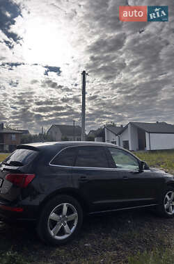 Внедорожник / Кроссовер Audi Q5 2012 в 