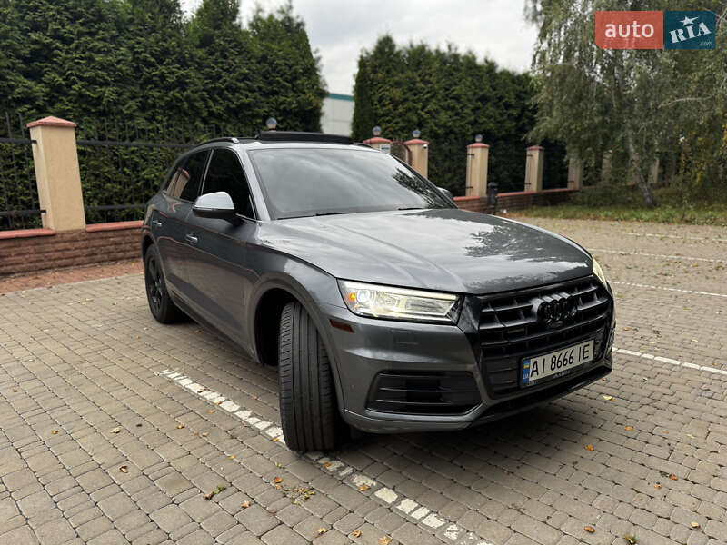 Позашляховик / Кросовер Audi Q5 2018 в Києві