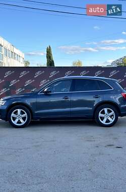 Внедорожник / Кроссовер Audi Q5 2011 в 