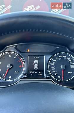 Внедорожник / Кроссовер Audi Q5 2016 в 